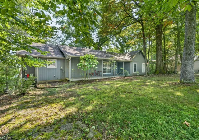 Photo 3 of Sale Pending at 204 Red Bud Dr, Smithville, TN 37166 | MLS# 3319290 | Listing updated on 2026-09-02