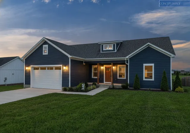 2nd image of 102 Castle St, Mc Minnville, TN 37110 | MLS# 3319097