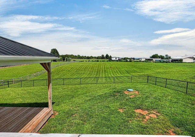 39th image of 102 Castle St, Mc Minnville, TN 37110 | MLS# 3319097