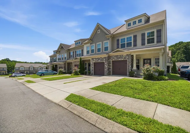 3rd image of 2009 Abbingdon Way, Old Hickory, TN 37138 | MLS# 3319109