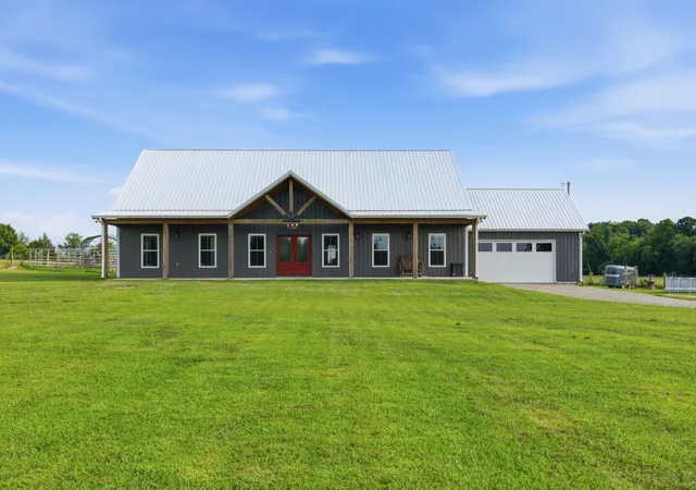 2nd image of 2877 Beasley Rd, Chapel Hill, TN 37034 | MLS# 3319119