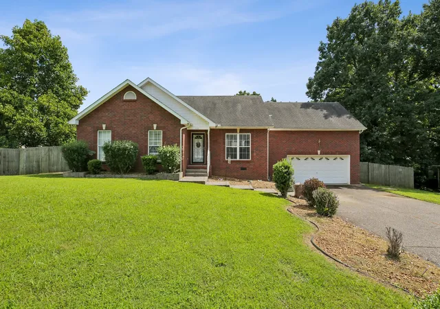 1st image of 1156 Franklin Dr, Greenbrier, TN 37073 | MLS# 3333843