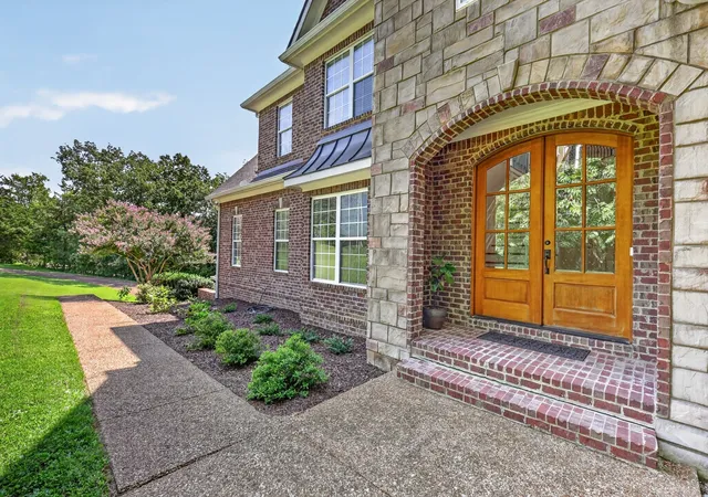 Photo 2 of Mansion for sale at 9759 Concord Pass, Brentwood, TN 37027 | MLS# 3319283 | Listing updated on 2026-08-26