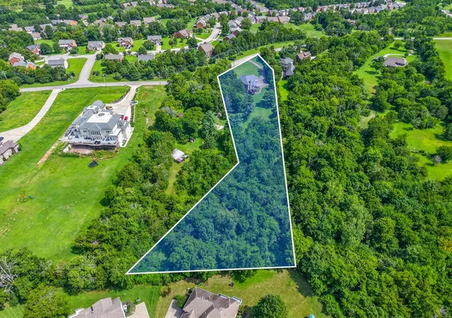 Photo 4 of Single family home for sale at 9759 Concord Pass, Brentwood, TN 37027 | MLS# 3319283 | Listing updated on 2026-08-26