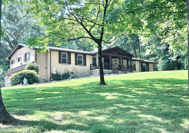 Photo 1 of Single family home for sale at 2531 Goose Crk Byp, Franklin, TN 37064 | MLS# 3499598 | Listing updated on 2026-08-31