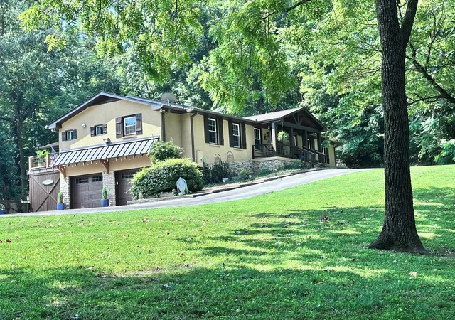 Photo 2 of Single family home for sale at 2531 Goose Crk Byp, Franklin, TN 37064 | MLS# 3499598 | Listing updated on 2026-08-31