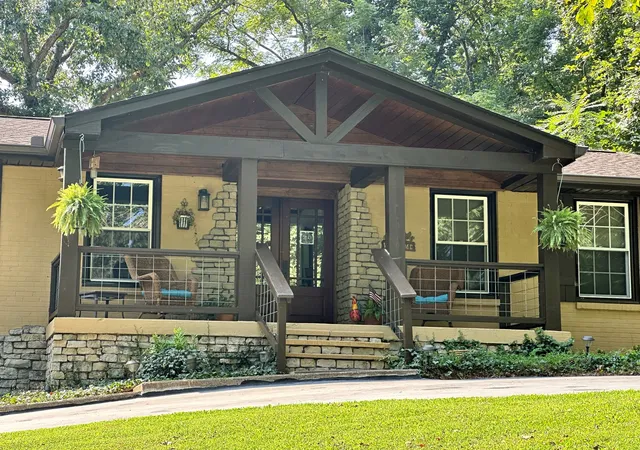 Photo 2 of Single family home for sale at 2531 Goose Crk Byp, Franklin, TN 37064 | MLS# 3499598 | Listing updated on 2026-08-31