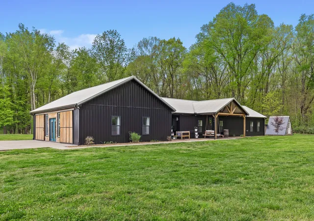 Photo 1 of Single family home for sale at 7909 Bill Moss Rd, White House, TN 37188 | MLS# 3319346 | Listing updated on 2026-09-02