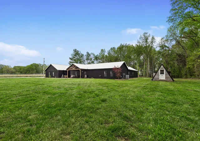 Photo 3 of Single family home for sale at 7909 Bill Moss Rd, White House, TN 37188 | MLS# 3319346 | Listing updated on 2026-09-02