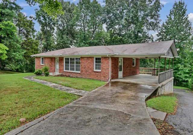 5th image of 2064 Lintwood Dr, Clarksville, TN 37042 | MLS# 3519128