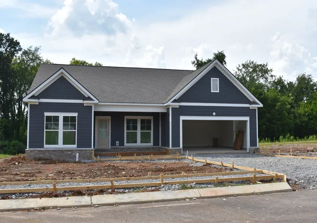 Photo 1 of Sale Pending at 6148 Worthington Rd, Columbia, TN 38401 | MLS# 3510831 | Listing updated on 2026-10-03