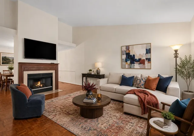Photo 2 of Townhouse for sale at 323 Autumn Chase Dr, Nashville, TN 37214 | MLS# 3527271 | Listing updated on 2026-09-12