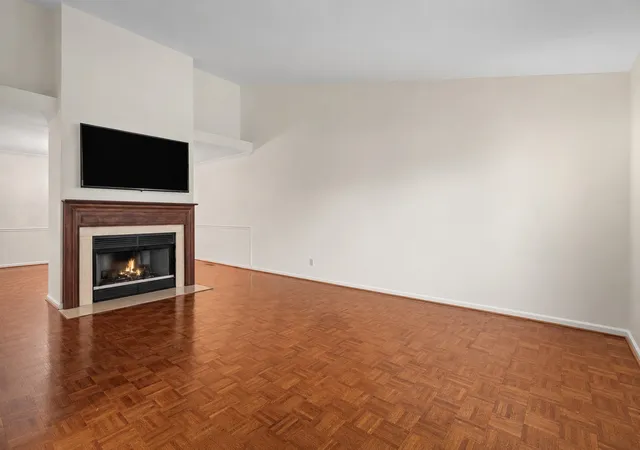 Photo 3 of Townhouse for sale at 323 Autumn Chase Dr, Nashville, TN 37214 | MLS# 3527271 | Listing updated on 2026-09-12