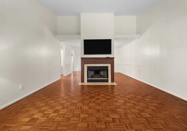 Photo 4 of Townhouse for sale at 323 Autumn Chase Dr, Nashville, TN 37214 | MLS# 3527271 | Listing updated on 2026-09-12