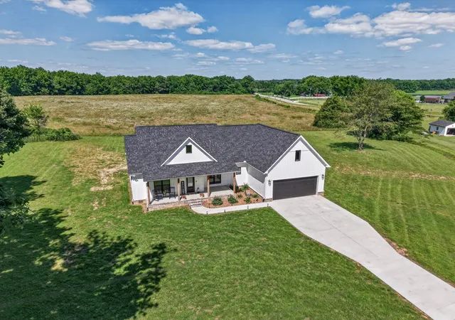 4th image of 9 Town Rd, Fayetteville, TN 37334 | MLS# 3320268