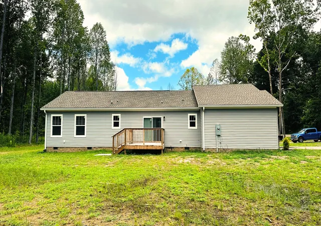 2nd image of 2127 N Royal St, Jackson, TN 38305 | MLS# 3319330