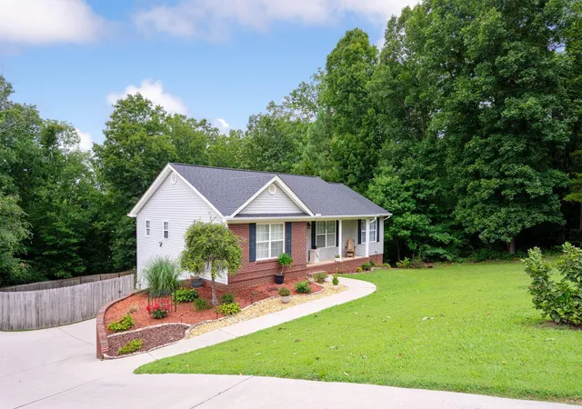 Photo 3 of Single family home for sale at 121 Ruth Way Sw, Cleveland, TN 37311 | MLS# 3319295 | Listing updated on 2026-09-14