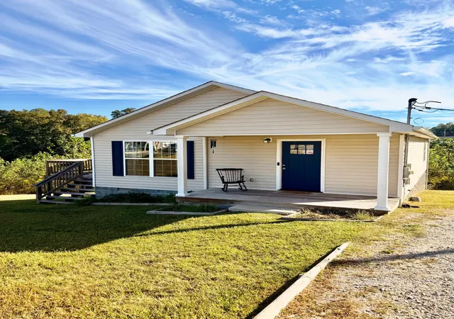 Photo 3 of Single family home for sale at 251 Timber Ridge Dr, Pulaski, TN 38478 | MLS# 3319777 | Listing updated on 2026-09-29