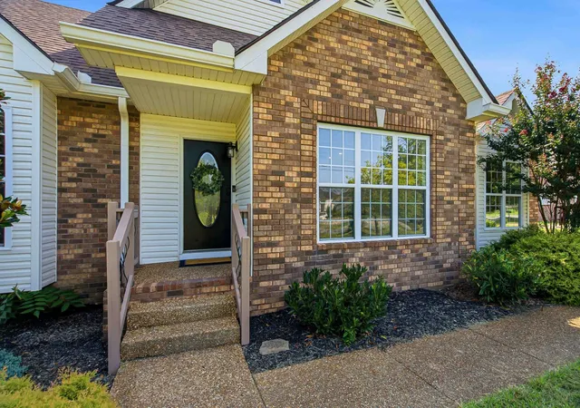 2nd image of 736 N Palmers Chapel Rd, White House, TN 37188 | MLS# 3335862