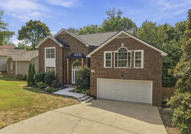 Photo 4 of Single family home for sale at 5845 Woodlands Ave, Nashville, TN 37211 | MLS# 3519285 | Listing updated on 2026-10-23