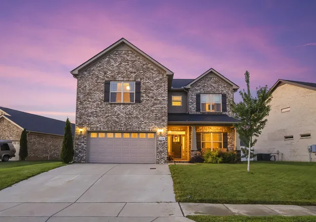 Photo 3 of Single family home for sale at 354 Moccasin Trl, Spring Hill, TN 37174 | MLS# 3319331 | Listing updated on 2026-09-30
