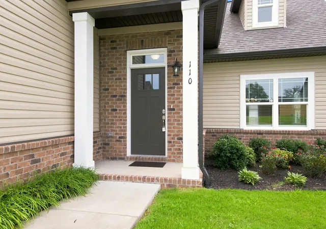 Photo 3 of Single family home for sale at 110 Bell Cir, White Bluff, TN 37187 | MLS# 3319341 | Listing updated on 2026-09-29