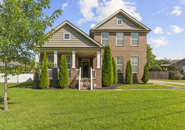 Photo 1 of Single family home for sale at 303 Twelve Oaks Ln, Lebanon, TN 37087 | MLS# 3336378 | Listing updated on 2026-09-07