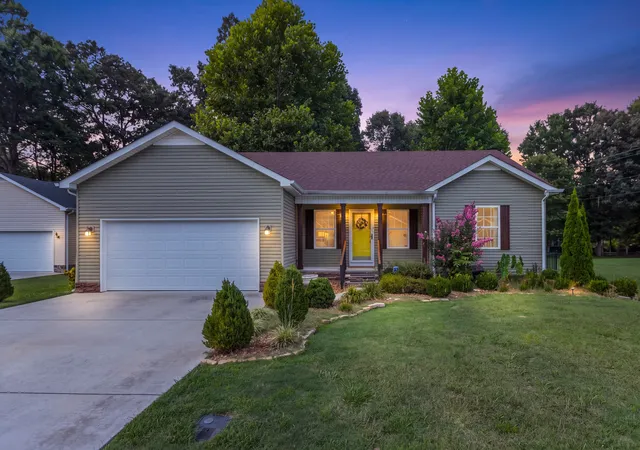 1st image of 110 Collinwood Dr, Tullahoma, TN 37388 | MLS# 3500970