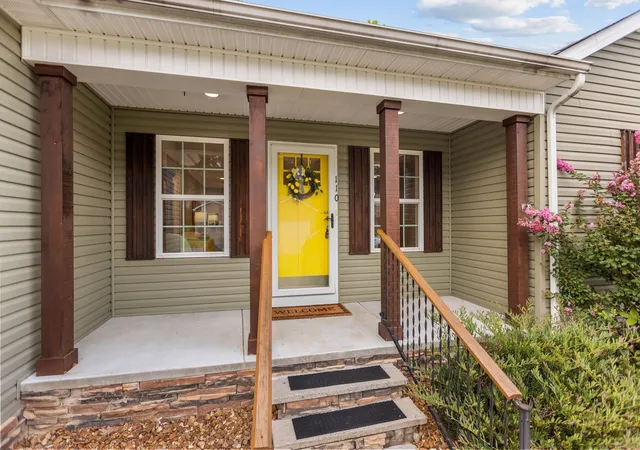 Photo 4 of Single family home for sale at 110 Collinwood Dr, Tullahoma, TN 37388 | MLS# 3500970 | Listing updated on 2026-09-25
