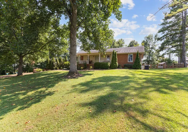 2nd image of 1010 Hearthside Ct S, Hendersonville, TN 37075 | MLS# 3336428
