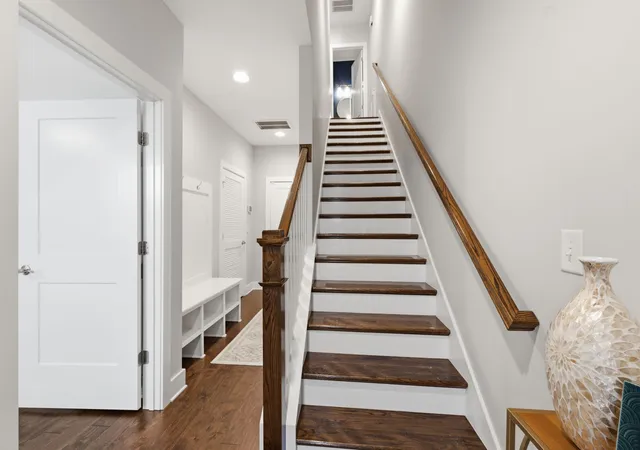 5th image of 503 Vernon Cir, Nashville, TN 37209 | MLS# 3512571