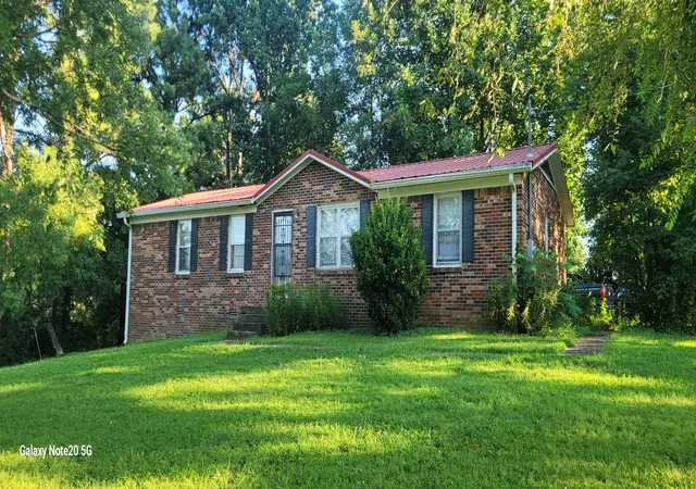 2nd image of 1025 Glenn Ave, Lewisburg, TN 37091 | MLS# 3319395