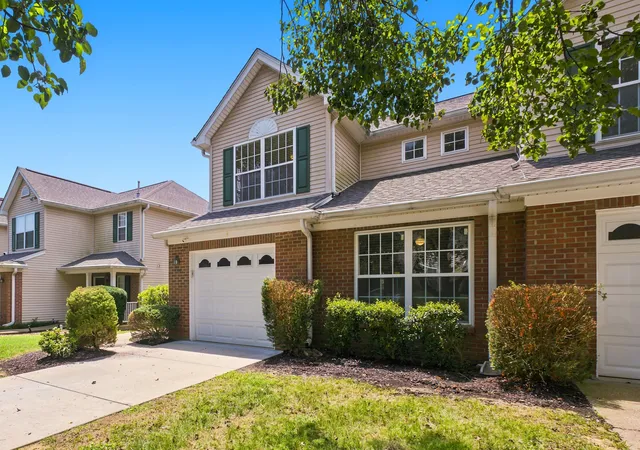 Photo 2 of Townhouse for sale at 2216 Nashboro Blvd, Nashville, TN 37217 | MLS# 3320059 | Listing updated on 2026-08-25