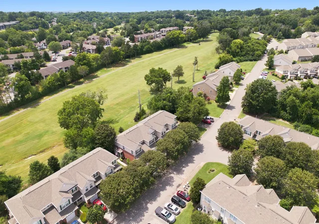 Photo 4 of Townhouse for sale at 2216 Nashboro Blvd, Nashville, TN 37217 | MLS# 3320059 | Listing updated on 2026-08-25