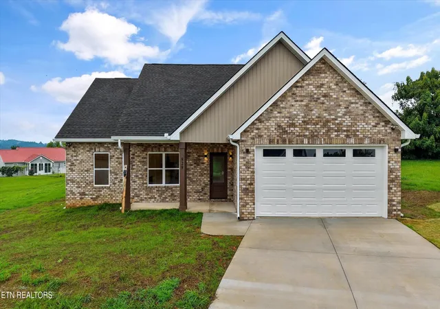1st image of 829 Wehali Tr, Kodak, TN 37764 | MLS# 3319404