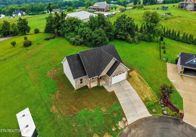 image of 829 Wehali Tr, Kodak, TN 37764 | MLS# 3319404