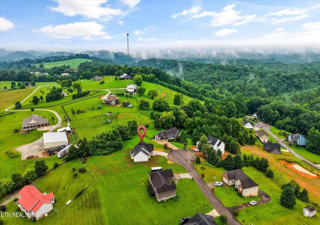 38th image of 829 Wehali Tr, Kodak, TN 37764 | MLS# 3319404