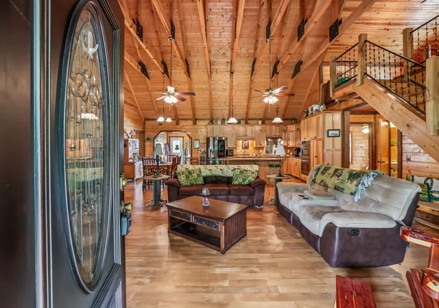 Photo 3 of Single family home for sale at 4012 Payne Cvs Rd, Pelham, TN 37366 | MLS# 3336328 | Listing updated on 2026-08-20