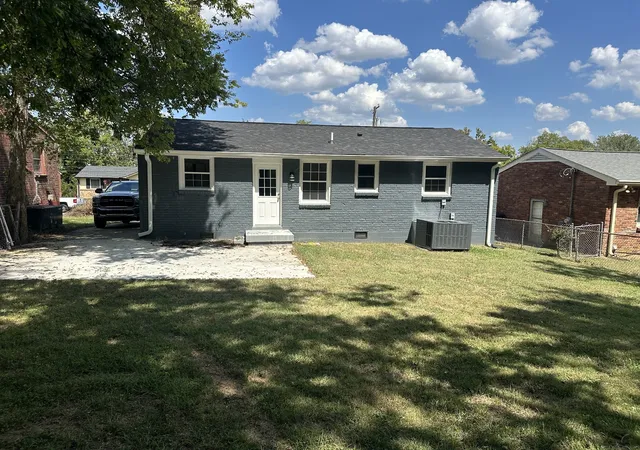 Photo 2 of Single family home for sale at 3337 Olsen Ln, Nashville, TN 37218 | MLS# 3531726 | Listing updated on 2026-09-16