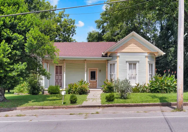 1st image of 709 Belmont Ave, Shelbyville, TN 37160 | MLS# 3319891