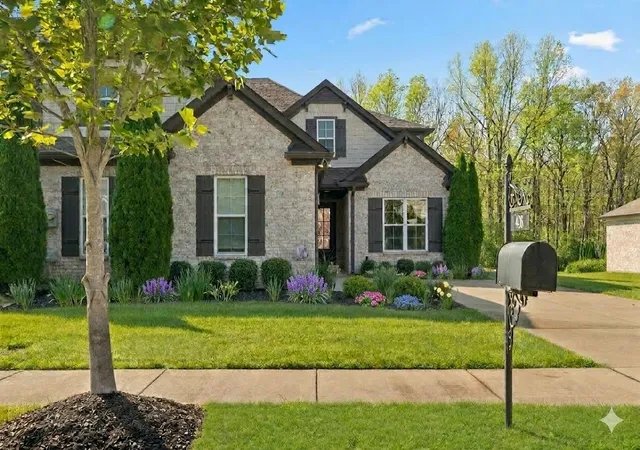 2nd image of 408 Anchor Reserve Cv, Hermitage, TN 37076 | MLS# 3335376