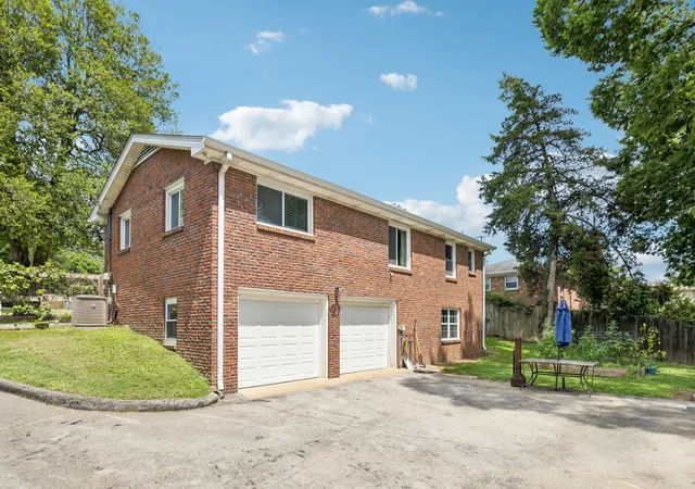 30th image of 318 Jacksonian Dr, Hermitage, TN 37076 | MLS# 3320541