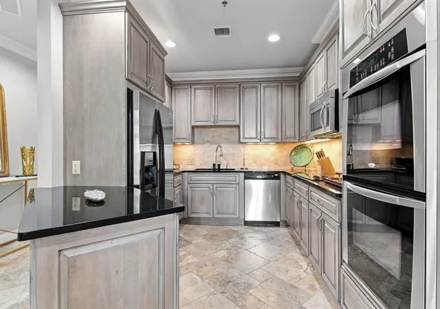 Photo 4 of Condo for sale at 110 31st Avenue N #404, Nashville, TN 37203 | MLS# 3501226 | Listing updated on 2026-08-12
