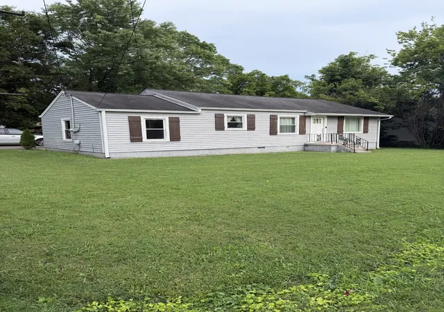 1st image of 221 Richland Ave, Watertown, TN 37184 | MLS# 3452154