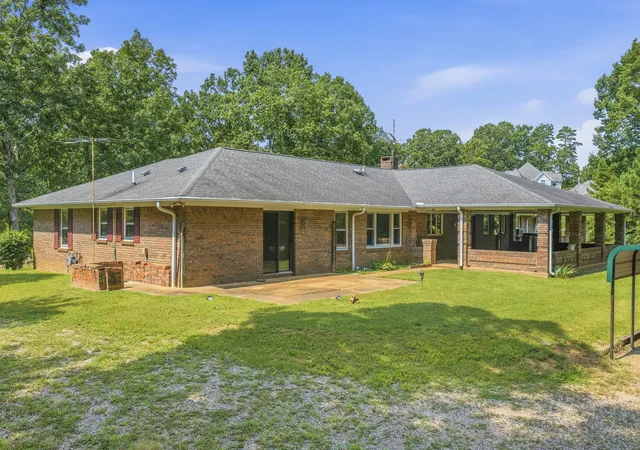 5th image of 32 Fairway Pl, Selmer, TN 38375 | MLS# 3319798