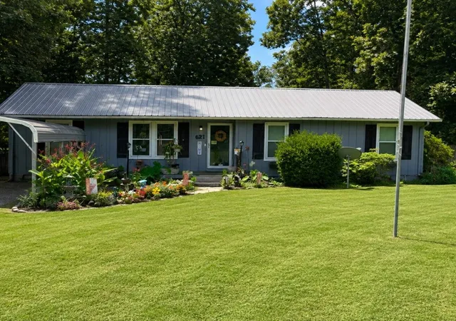 2nd image of 621 Franklin Martin Road, Shelbyville, TN 37160 | MLS# 3333821