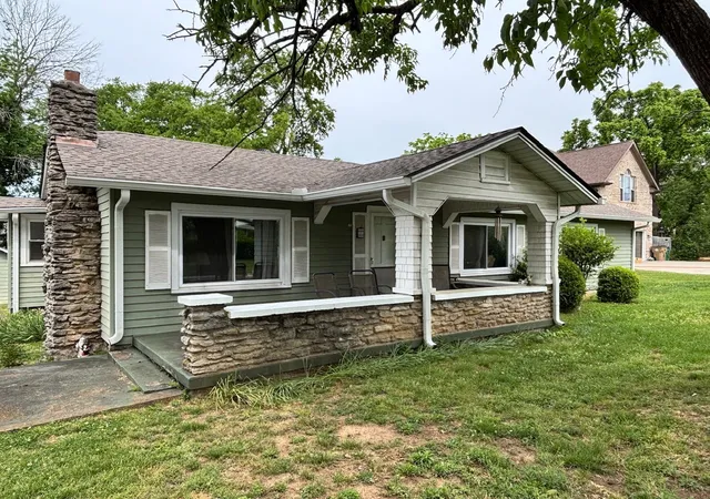 Photo 2 of Single family home for sale at 1522 Saunders Ave, Madison, TN 37115 | MLS# 3602254 | Listing updated on 2026-09-30