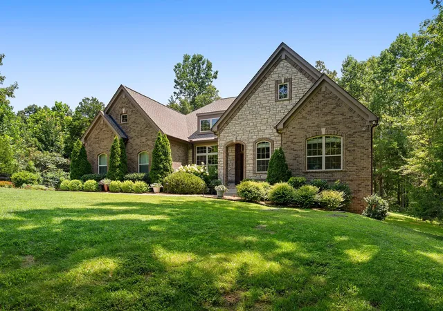 Photo 3 of Single family home for sale at 8012 Rose Ridge Pvt Ln, Fairview, TN 37062 | MLS# 3335289 | Listing updated on 2026-08-31