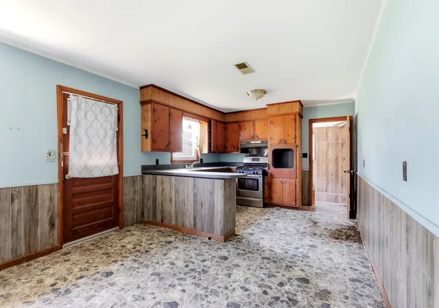 3rd image of 3058 Bluff Springs Rd, Mc Minnville, TN 37110 | MLS# 3335868