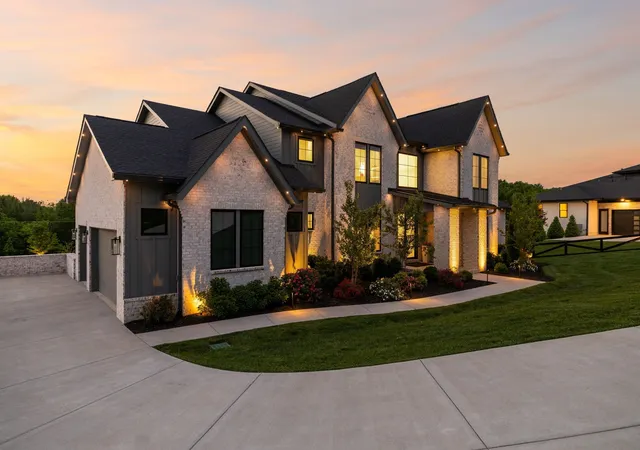 Photo 4 of Sale Pending at 7128 Bonterra Dr, Franklin, TN 37064 | MLS# 3319950 | Listing updated on 2026-10-06